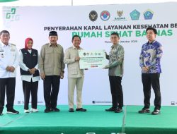 Mendagri Saksikan Penyerahan Bantuan Kapal Layanan Kesehatan Baznas ke Pemkab Kepulauan Talaud dan Sangihe