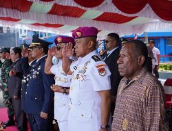 Wujudkan Generasi Muda Profesional, Kadister Kodaeral XIV Hadiri Wisuda Perwira Transportasi Laut Poltekpel Sorong