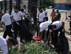 Kodaeral XIV Tingkatkan Sinergitas Bersama Rakyat Melalui Karya Bakti Bersama Di Kota Sorong