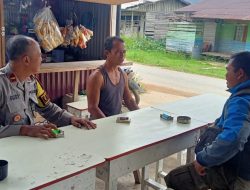 Kapolsek Sebangki Sambangi Warga Desa Agak, Pererat Silaturahmi dan Jaga Kamtibmas