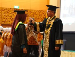Wisuda Lulusan D-III Keperawatan STIKES Hesti Wira Sriwijaya Angkatan XXXI, Kapoksahli Pangdam II/Swj : “Berikan Pelayanan Kesehatan Terbaik Kepada Masyarakat”