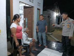 Patroli Malam Humanis, Polsek Mandor Pererat Silaturahmi dengan Masyarakat