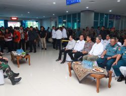 Panglima Koarmada III Dukung Penguatan Pembangunan Wilayah Timur, Hadiri Penyambutan Kunker Komisi IV DPR RI di Sorong