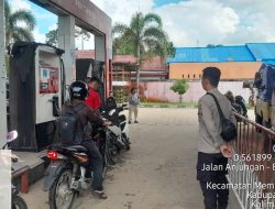 Patroli di SPBU, Personel Polsek Mempawah Hulu Titipkan Pesan Kamtibmas