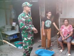 Serda Ichsan, Menyelam Sambil Minum Air, Babinsa Komsos Dengan Warga Sekaligus Rutin Patroli Wilayah Binaan