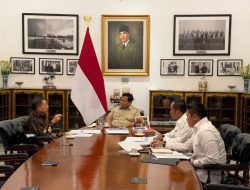 Menjelang Hari Pahlawan, Presiden Prabowo Memanggil Menteri Kebudayaan sekaligus Ketua Dewan Gelar, Tanda Jasa dan Tanda Kehormatan