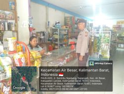 Polsek Air Besar Laksanakan Patroli Dialogis, Jalin Kedekatan dengan Warga dan Pemilik Toko