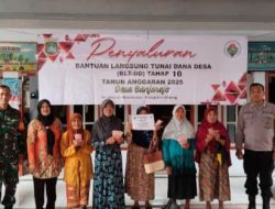 Kepala Desa Banjarejo Awasi Langsung Penyaluran BLT-DD Tahap 10 Tahun 2025