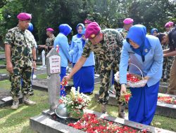 Danpasmar 1 Ikuti Ziarah dan Tabur Bunga Jelang HUT Ke-80 Korps Marinir