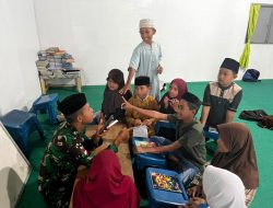 Satgas Yonif 751/VJS Bina Iman Anak Perbatasan lewat Kegiatan Mengaji di Masjid An-Nur Oksibil