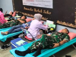 Setetes Darah Prajurit Untuk Kehidupan, Danramil 03/Serengan Donorkan Darah
