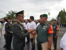 Berhasil Amankan Penyalahguna Narkoba, Danrem 022/PT Beri Penghargaan kepada Prajurit