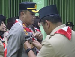 Kapolsek Tamansari Dikukuhkan sebagai Mabisa dalam Kegiatan Pengukuhan Saka Bhayangkara di SMKN 11
