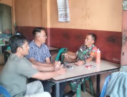 Babinsa Pos Ramil Lapang Jalin Komsos Bersama Warga di Keude Lapang