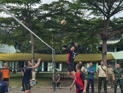 Tim Bola Voli Putra Pussimpur Mengkandaskan Mimpi Tim Gabungan Sdirdik, Sdirren dan Kesehatan untuk Menjadi Juara 3