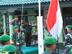 Pimpin Upacara Bendera 17-an. Komandan Kodim 0808/Blitar Bacakan Amanat KASAD