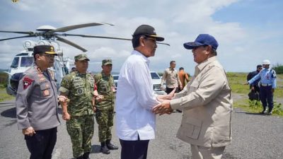 Gubernur DIY Sri Sultan Hamengku Buwono x Sambut Langsung Kedatangan Presiden Prabowo