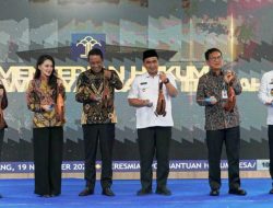 Resmikan Posbankum Jawa Tengah Menkum Apresiasi Posbankum Kelurahan Kramas