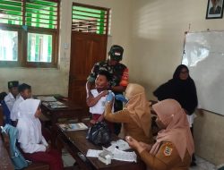 Wujudkan Generasi Sehat, Babinsa Koramil Klego Dampingi BIAS