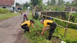 Polsek Donomulyo dan Koramil 0818/11 Gelar Bakti Sosial Pembinaan Lingkungan Hidup di Desa Tlogosari