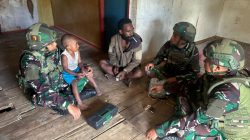 Satgas Yonif 521/DY Manunggal Dengan Rakyat di Distrik Apalapsili