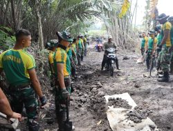 Prajurit TNI Kostrad Gerak Cepat Pulihkan Akses dan Sarana Ibadah Pasca Erupsi Semeru di Supiturang
