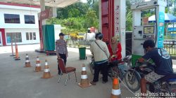 Patroli Siang Polsek Mandor, Temui Warga Santai dan Lakukan Pemantauan SPBU