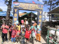 Belajar Tanpa Batas, Satgas Yonif 521/DY Hadirkan Perpustakaan Untuk Kecerdasan Anak Bangsa dan Tumbuhkan Minat Belajar Di Distrik Walesi