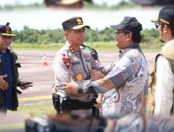 Kapolda Aceh Bersama Wagub dan Kepala BNPB Tiba di Bandara Syekh Hamzah Fansyuri Aceh Singkil