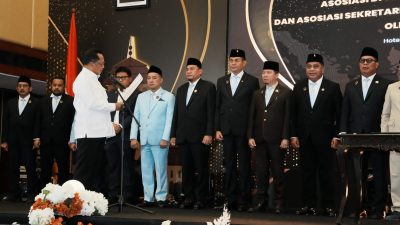 Mendagri Tito Kukuhkan Pengurus ADPSI dan ASDEPSI Periode 2025–2030