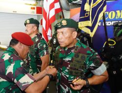 Kaskostrad dan Pangdivif 2 Kostrad Tinjau Latihan Pembentukan Taipur