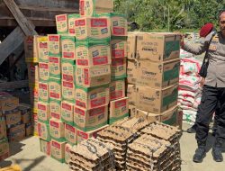 Polres Nagan Raya Hadir untuk Masyarakat, Sat Reskrim Salurkan Puluhan Paket Sembako ke Pesantren dan Warga Terdampak Banjir
