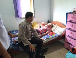 Bripka Yuda Mastoer Lakukan Anjangsana, Warga Purworejo Donomulyo Butuh Perhatian dan Bantuan dari Pemerintah Desa