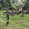 Pelatih Terbaik Yonif 2 Marinir Turunkan Ilmu Bertahan Hidup di Hutan dan Kesehatan Lapangan kepada Siswa Siswi Ombudsman