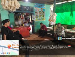 Polsubsektor Jelimpo Intens Lakukan Patroli Di Sekitaran Tempat Beraktivitas Masyarakat Berbelanja Mendekati Hari Raya Natal dan Tahun Baru