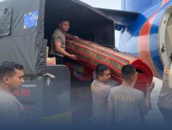 Polri Salurkan 2,1 Ton Bantuan Logistik Bencana ke Aceh Tengah Melalui Bandara Kualanamu