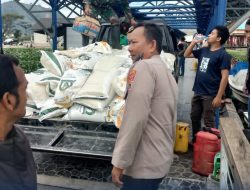 Polres Aceh Tengah Bersama TNI dan Pemerintah Kecamatan Bergerak Cepat Salurkan Bantuan Pangan Bagi Warga Terdampak