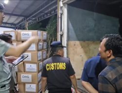 Kemendagri Monitor Pengiriman Bantuan 101.000 Lembar Pakaian Untuk Korban Bencana di Aceh
