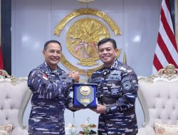 Wakasal Laksanakan Kunjungan Kerja ke Armada III Sorong