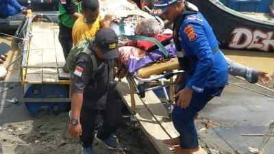 Tkm SAR Satpolairud Turun Langsung Evakuasi Pasien Sakit Urgensi