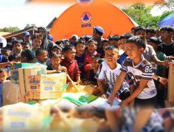 Kapolda Aceh Serahkan Bantuan Kemanusiaan kepada Pengungsi Banjir dan Longsor di Bener Meriah