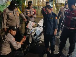 Antisipasi Pencurian Motor, Polsek Polsek Cengkareng Pasang Gembok Kamtibmas