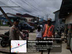 Tetap Intens Laksanakan Patroli, Personil Polsek Ngabang Mengajak Masyarakat Untuk Menjaga Keamanan Sekitarnya