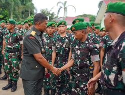 Berikan Motivasi Prajurit Yonif TP 894/Prayatna Bumi, Kasdam II/Sriwijaya : “Sikapi Dengan Penuh Rasa Syukur”