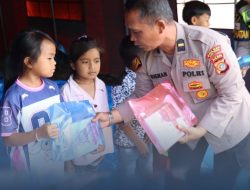 Polres Aceh Tengah Hadirkan Layanan Kesehatan dan Bantuan Alat Tulis bagi Anak-anak di Posko Pengungsian