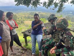 Binter Kokoh dan Kuat Satgas Yonif 521/DY Anjangsana Jalin Komunikasi dengan Tokoh Masyarakat