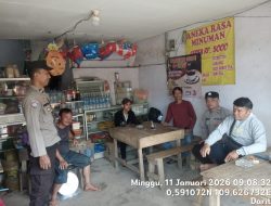 Imbau Warga Untuk Selalu Waspada Saat Samapta Polsek Menyuke Laksanakan Patroli Siang