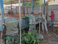 Wujudkan Lingkungan Sekolah Sehat, Koramil 03/Dwt Sterilkan SMP Nuzumush Shagira dari Lumpur Banjir
