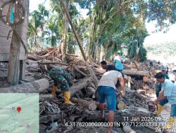 Pasca Banjir, Babinsa Turun Tangan Pulihkan Akses Vital Desa Melidi