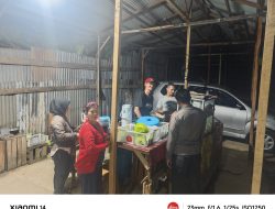 Polisi Sahabat Masyarakat, Hadir Menyapa Warga Saat Santai di Malam Hari